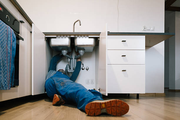 Professional Drain Cleaning technician working in Litchfield, NH